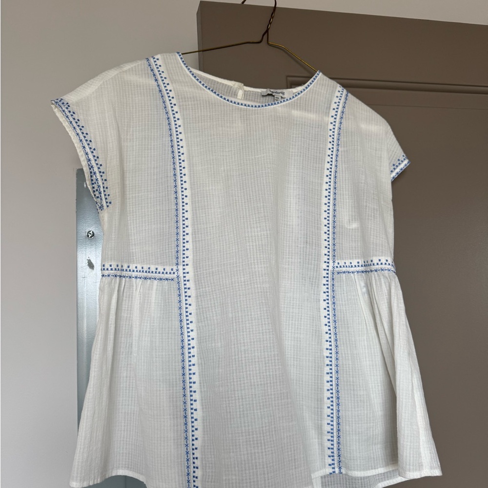 Madewell White and Blue Embroidered Women's Top
